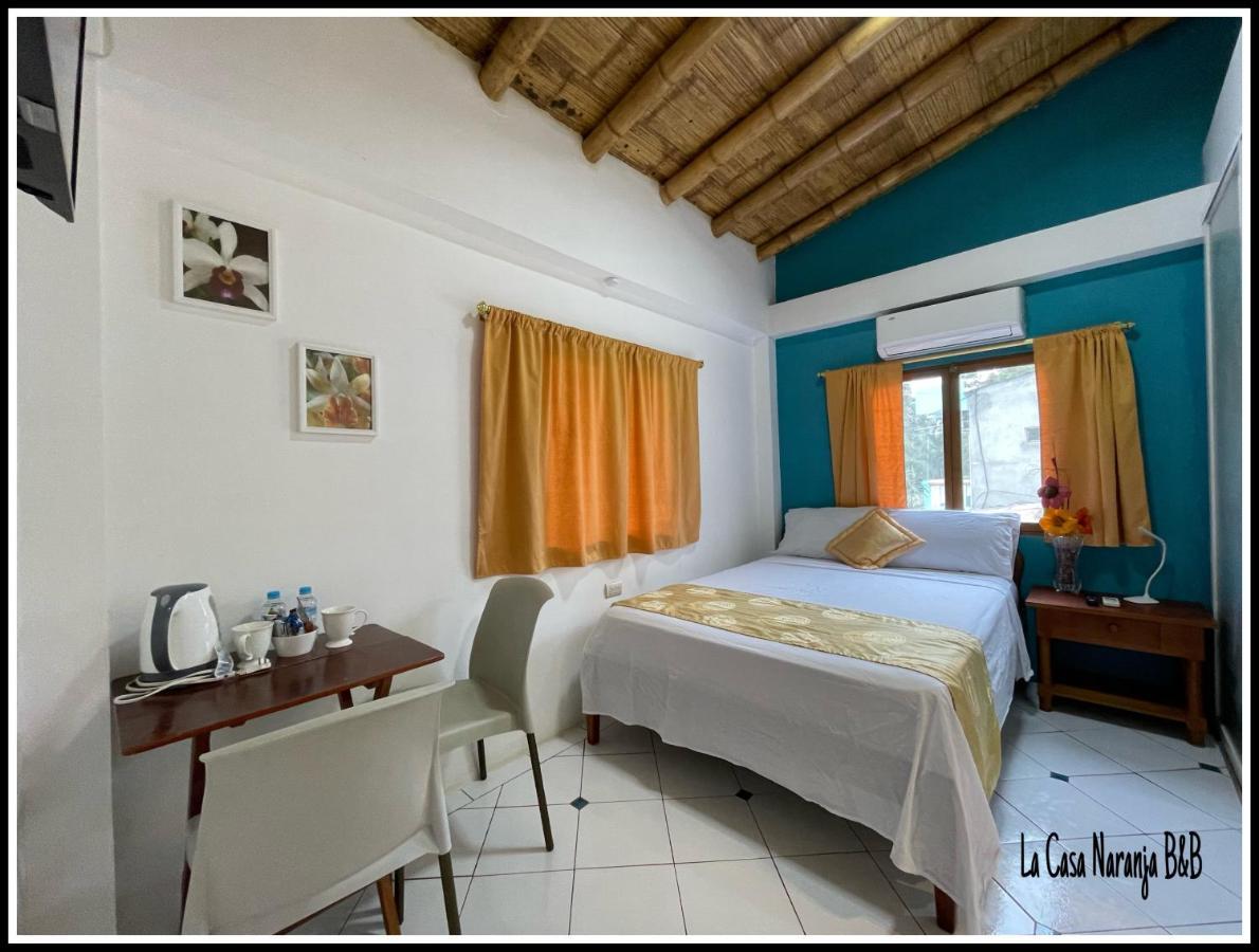 La Casa Naranja Bed And Breakfast Olon Exterior photo